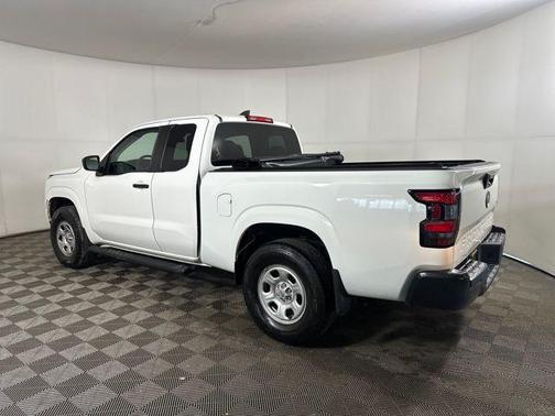 2023 Nissan Frontier S