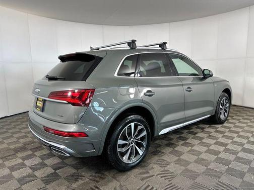 2023 Audi Q5 45 S line Premium Plus