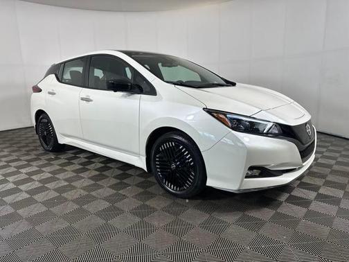2024 Nissan Leaf SV PLUS