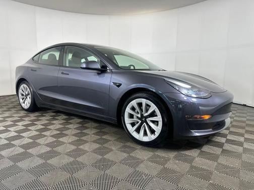 2023 Tesla Model 3 Standard Range