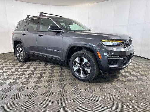 Baltic Gray Metallic Clearcoat 2023 Jeep Grand Cherokee 4xe Base