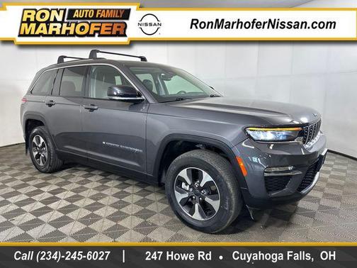 Baltic Gray Metallic Clearcoat 2023 Jeep Grand Cherokee 4xe Base