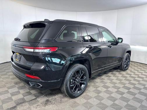 2023 Jeep Grand Cherokee 4xe 30th Anniversary