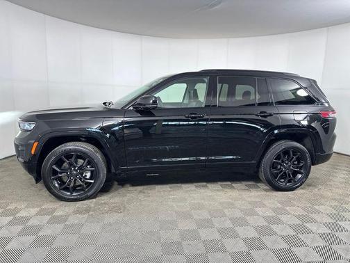 2023 Jeep Grand Cherokee 4xe 30th Anniversary