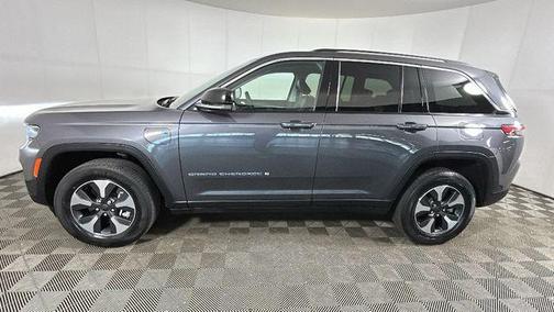 Baltic Gray Metallic Clearcoat 2022 Jeep Grand Cherokee 4xe Base