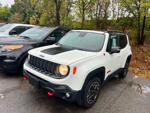 2016 Jeep Renegade Trailhawk