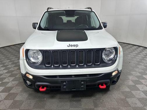 2016 Jeep Renegade Trailhawk