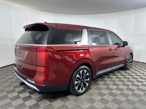 2024 Kia Carnival EX