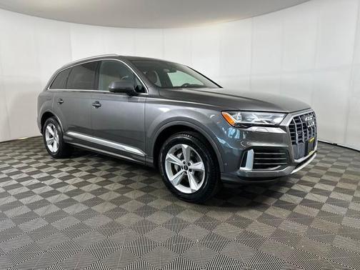 2021 Audi Q7 45 Premium