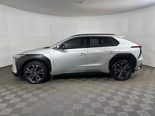 2024 Toyota bZ4X Limited