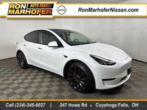Pearl White Multi-Coat 2022 Tesla Model Y Performance Dual Motor All-Wheel Drive