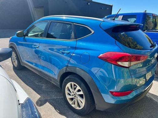 2016 Hyundai TUCSON SE