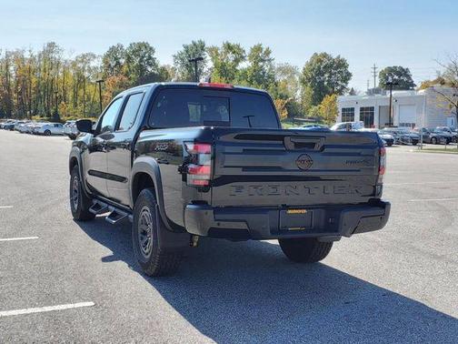 2025 Nissan Frontier PRO-4X