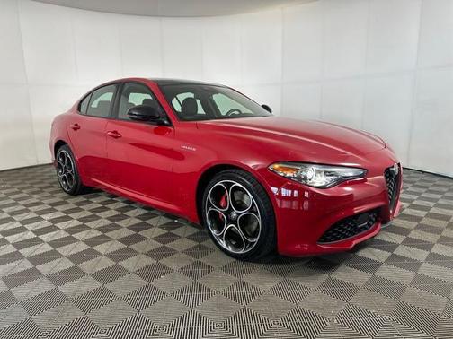 2023 Alfa Romeo Giulia Veloce AWD