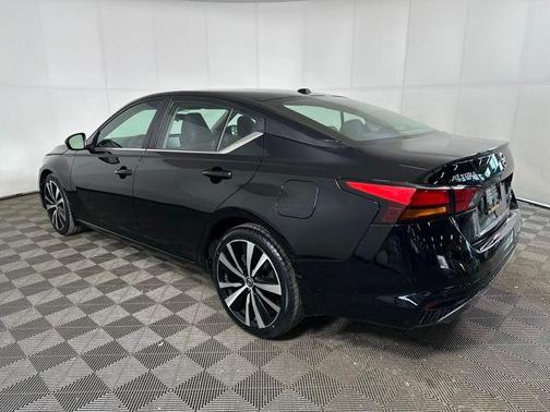 2020 Nissan Altima SR Intelligent AWD