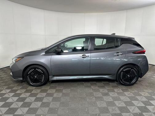 2024 Nissan Leaf SV PLUS