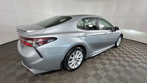 Celestial Silver Metallic 2024 Toyota Camry SE