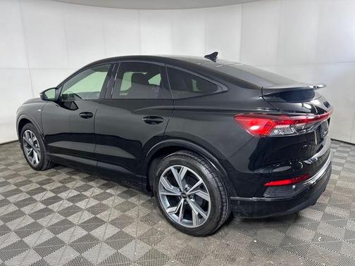 2024 Audi Q4 e-tron Sportback Prestige 55 quattro