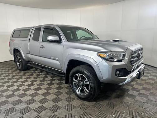2017 Toyota Tacoma TRD Sport