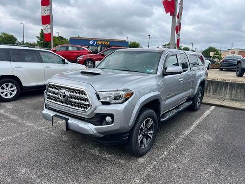 2017 Toyota Tacoma TRD Sport