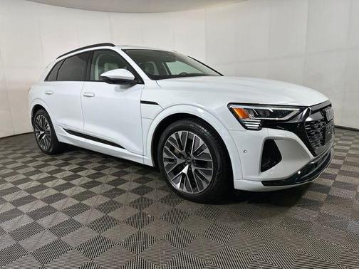 Glacier White 2024 Audi Q8 e-tron Premium Plus