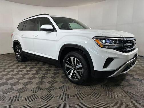 2023 Volkswagen Atlas 2.0T SE