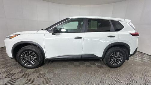 Glacier White 2023 Nissan Rogue S