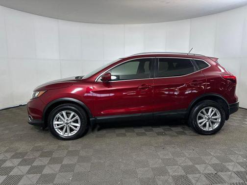 Scarlet Ember Tintcoat 2019 Nissan Rogue Sport SV
