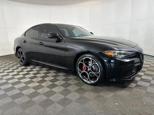 2022 Alfa Romeo Giulia Veloce