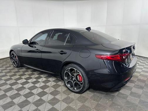 2022 Alfa Romeo Giulia Veloce
