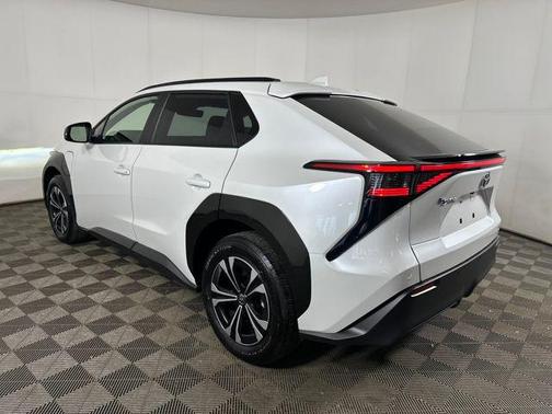 2023 Toyota bZ4X XLE