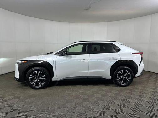 2023 Toyota bZ4X XLE