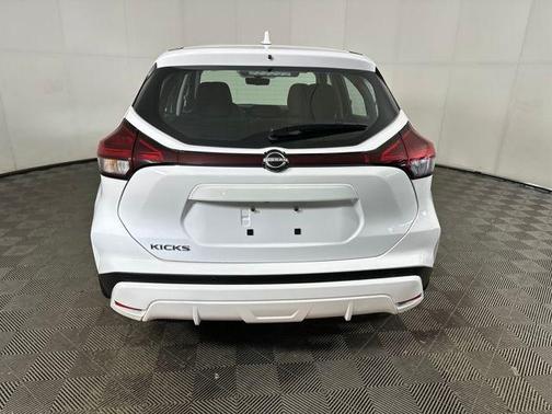 Fresh Powder 2023 Nissan Kicks S