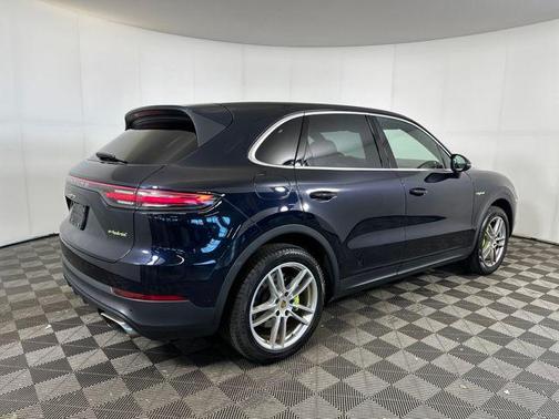 2019 Porsche Cayenne Cayenne