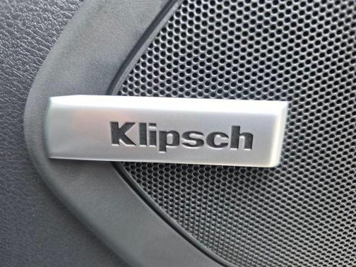 2025 Nissan Armada SL 4WD