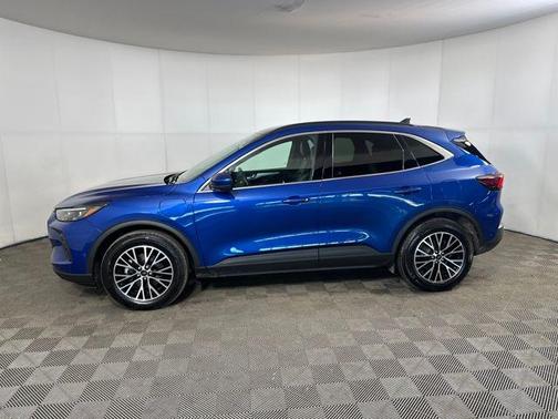 2023 Ford Escape PHEV SE