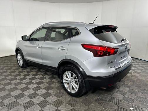 2018 Nissan Rogue Sport SV