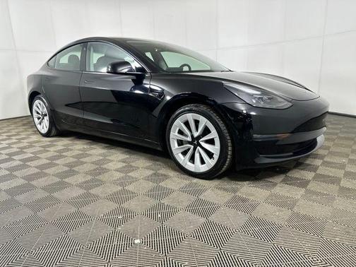 2023 Tesla Model 3 Standard Range