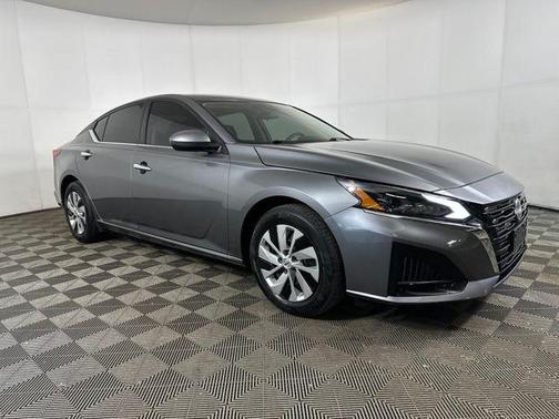 Gun Metallic 2023 Nissan Altima S FWD