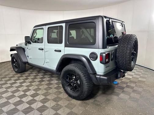 Earl Clearcoat 2024 Jeep Wrangler 4xe Willys