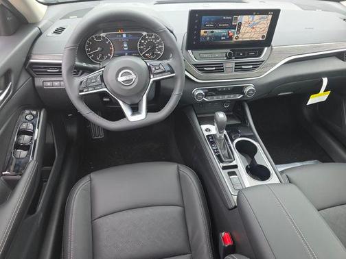 2025 Nissan Altima 2.5 SL