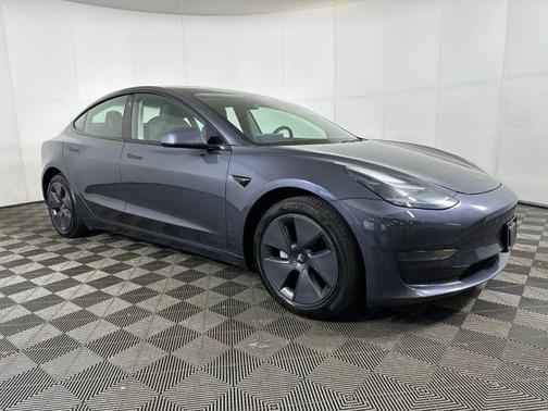 2023 Tesla Model 3 Standard Range