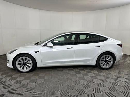 2023 Tesla Model 3 Standard Range