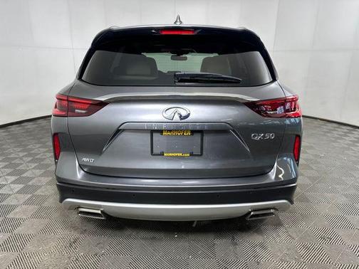 2022 INFINITI QX50 LUXE AWD
