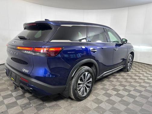 2022 INFINITI QX60 Pure