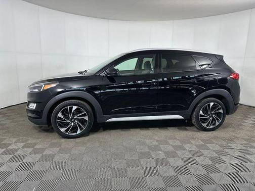 2020 Hyundai TUCSON Sport