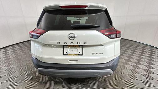 Pearl White Tricoat 2023 Nissan Rogue SV