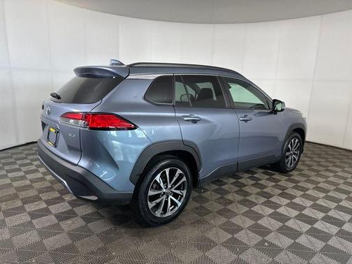 2022 Toyota Corolla Cross XLE