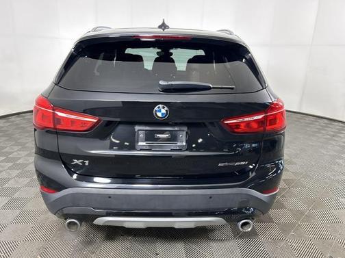2021 BMW X1 sDrive28i