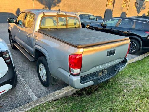2017 Toyota Tacoma SR